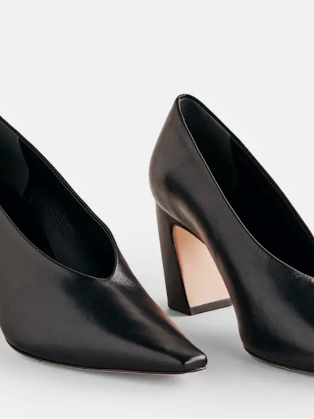 Reformation The Nolita Pump - Conrad new release- current season